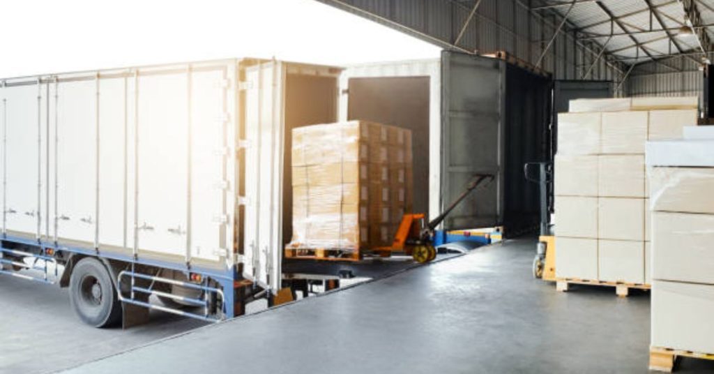 Làm Thế Nào Để Tiết Kiệm Chi Phí Vận Chuyển Hàng Hóa Sài Gòn Bình Định? – Vận tải hàng hóa INDOCHINATRANS