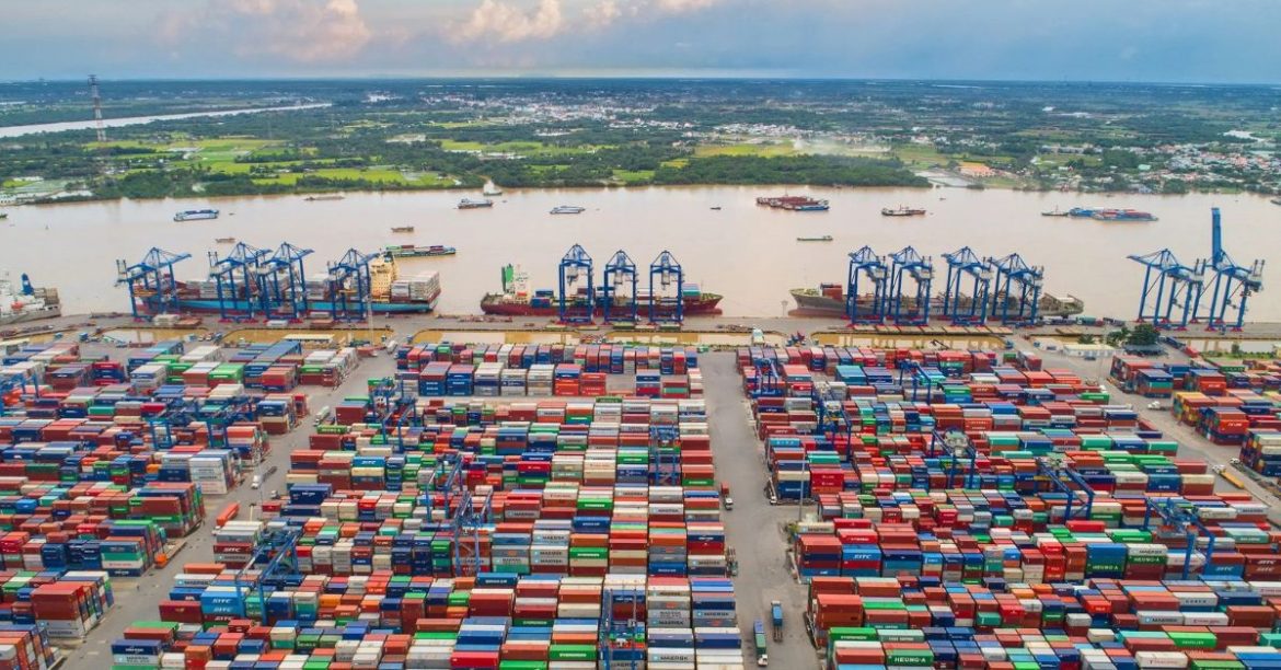 Vận Chuyển Container Tại Cảng Cát Lái