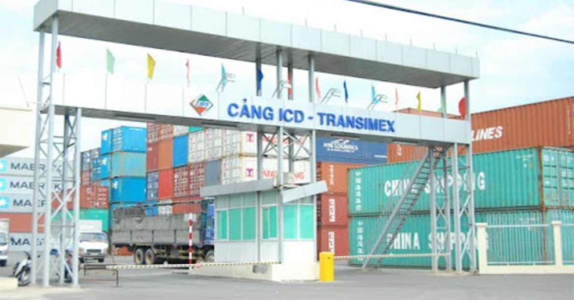 Vận Chuyển Container Tại Cảng Container Quốc Tế SP-ITC (1)